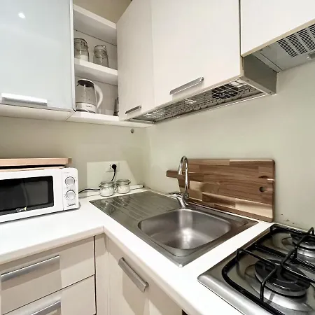 Apartment- Con Parcheggio Vicino Gênes
